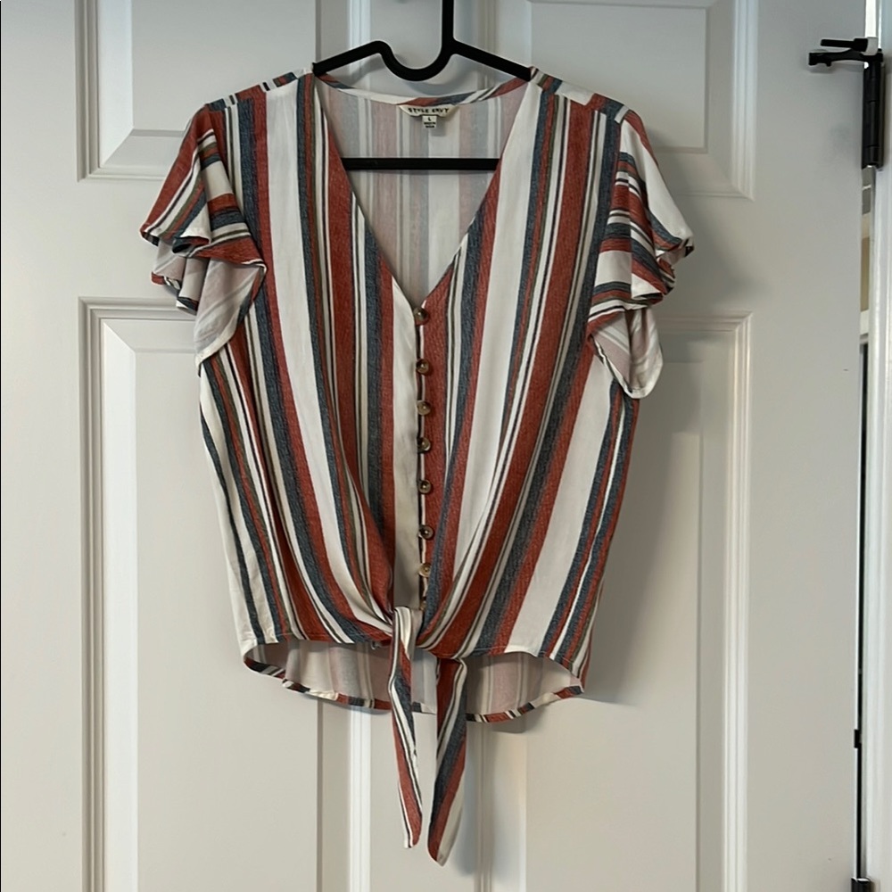 Style Envy Red and Black Flutter Sleeve Blouse
